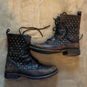 Frye boots size 7.5 brown